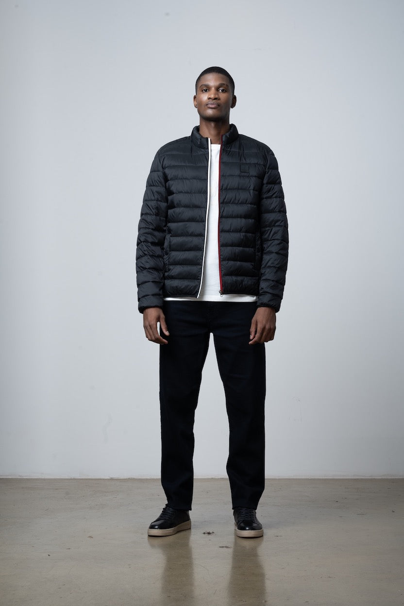 Rocky Puffer Jacket in Black