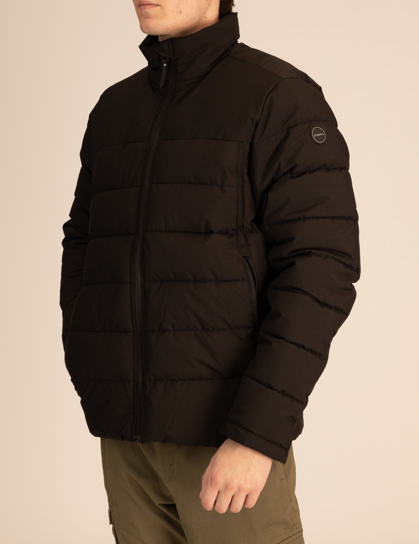 Trip Puffer Jacket in Black