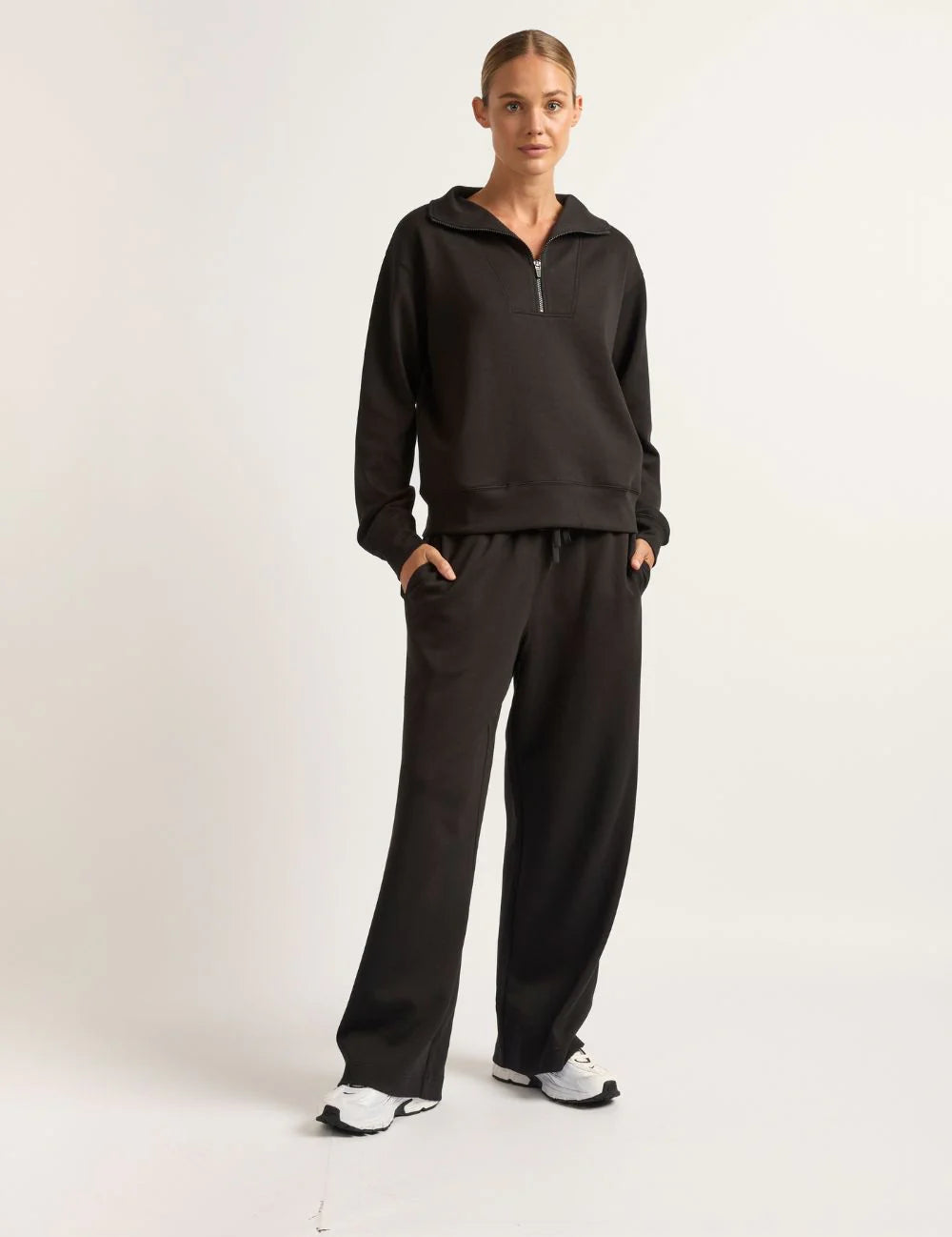 Bamboo Tech Fleece Quarter Zip Sweater in Black