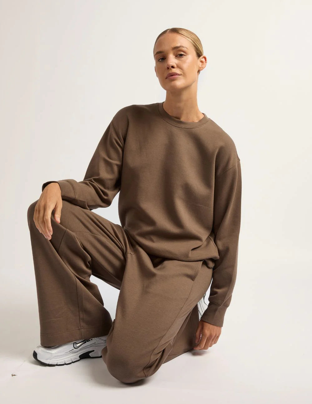 Bamboo Tech Fleece Crew Neck Sweater in Oyster