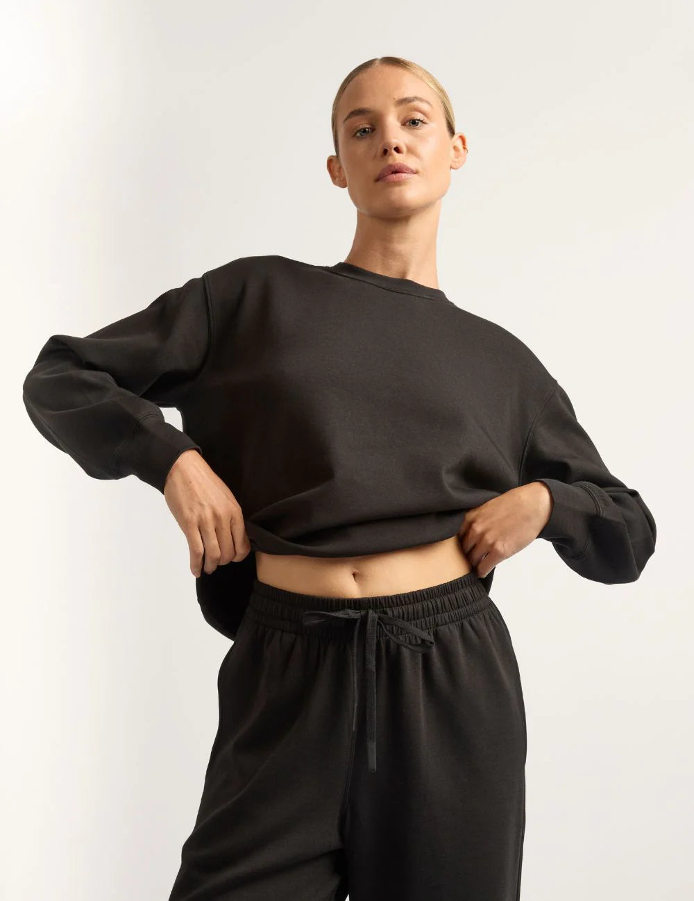 Bamboo Tech Fleece Straight Leg Sweat Pants in Black