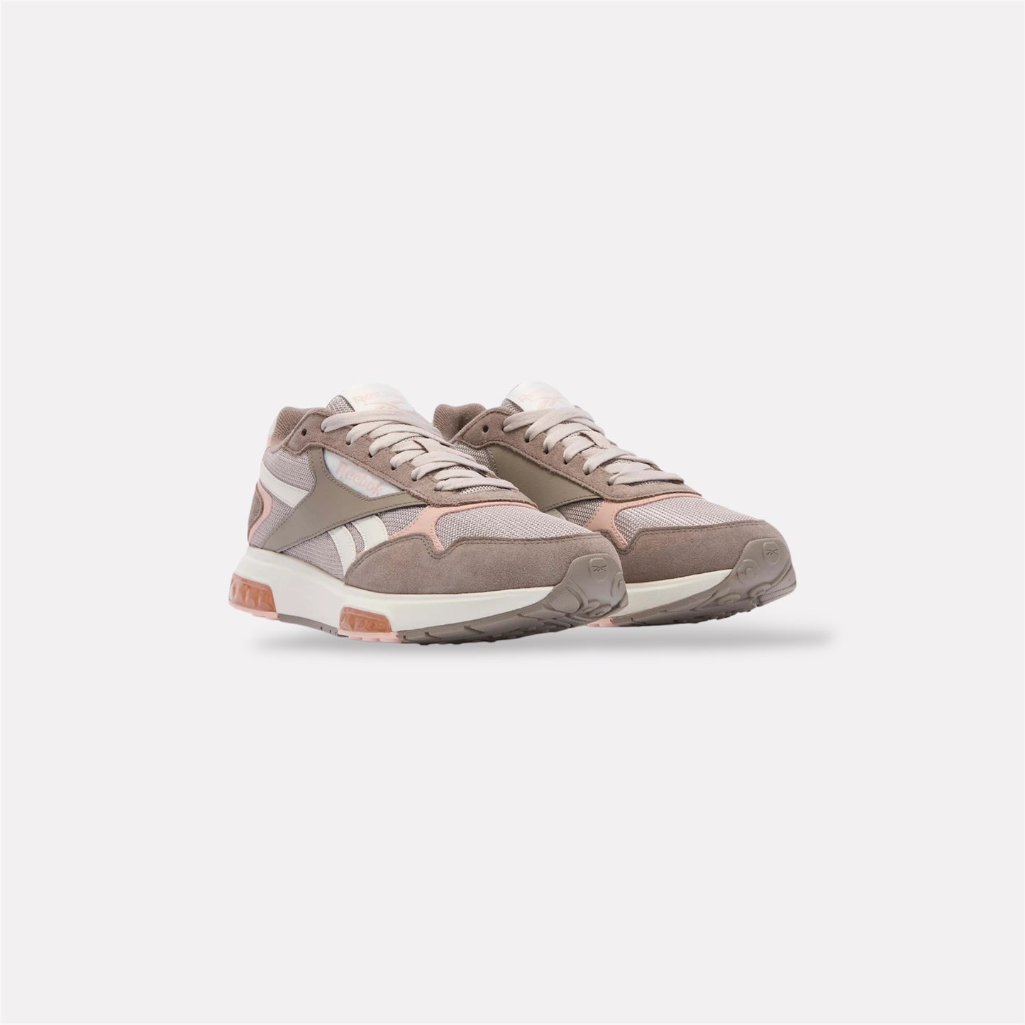 Glide DMX Sneaker in Chalk / gritty Grey / Scorched Earth