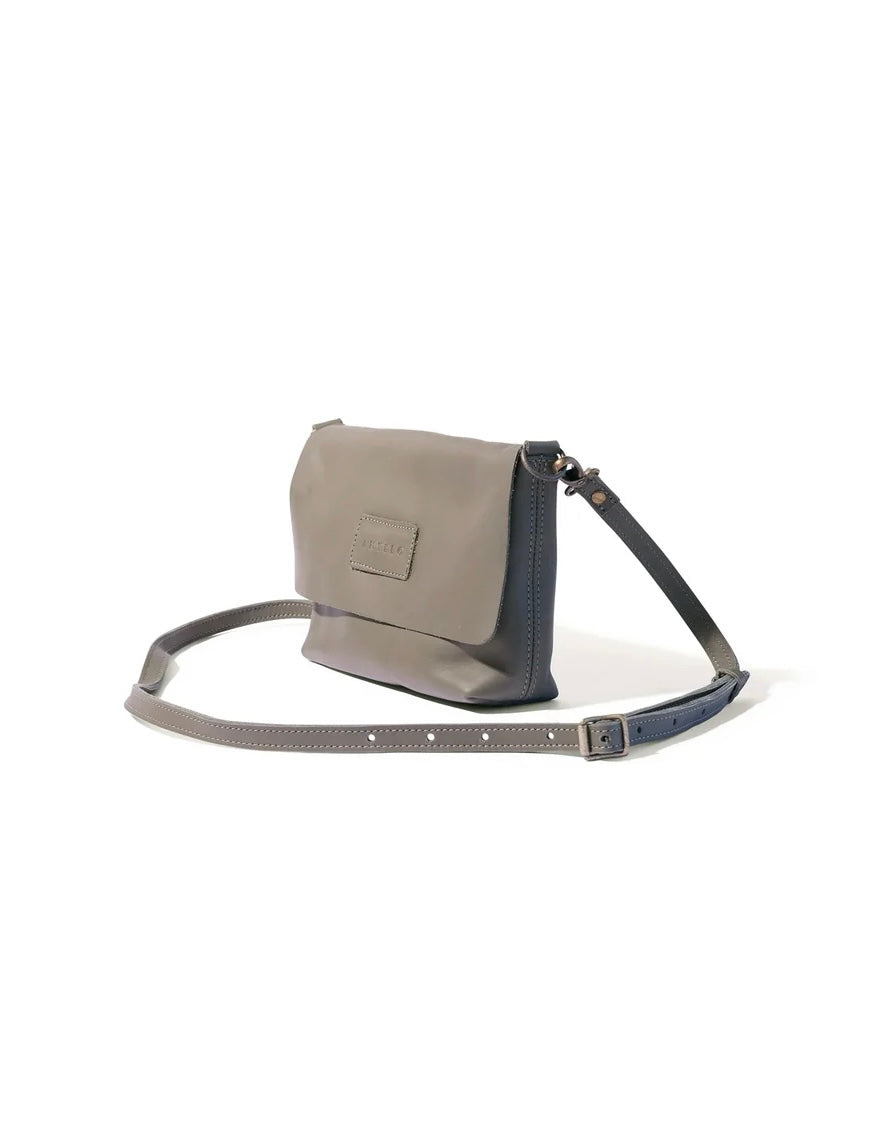 Jeanie Leather Crossbody in Khaki Green