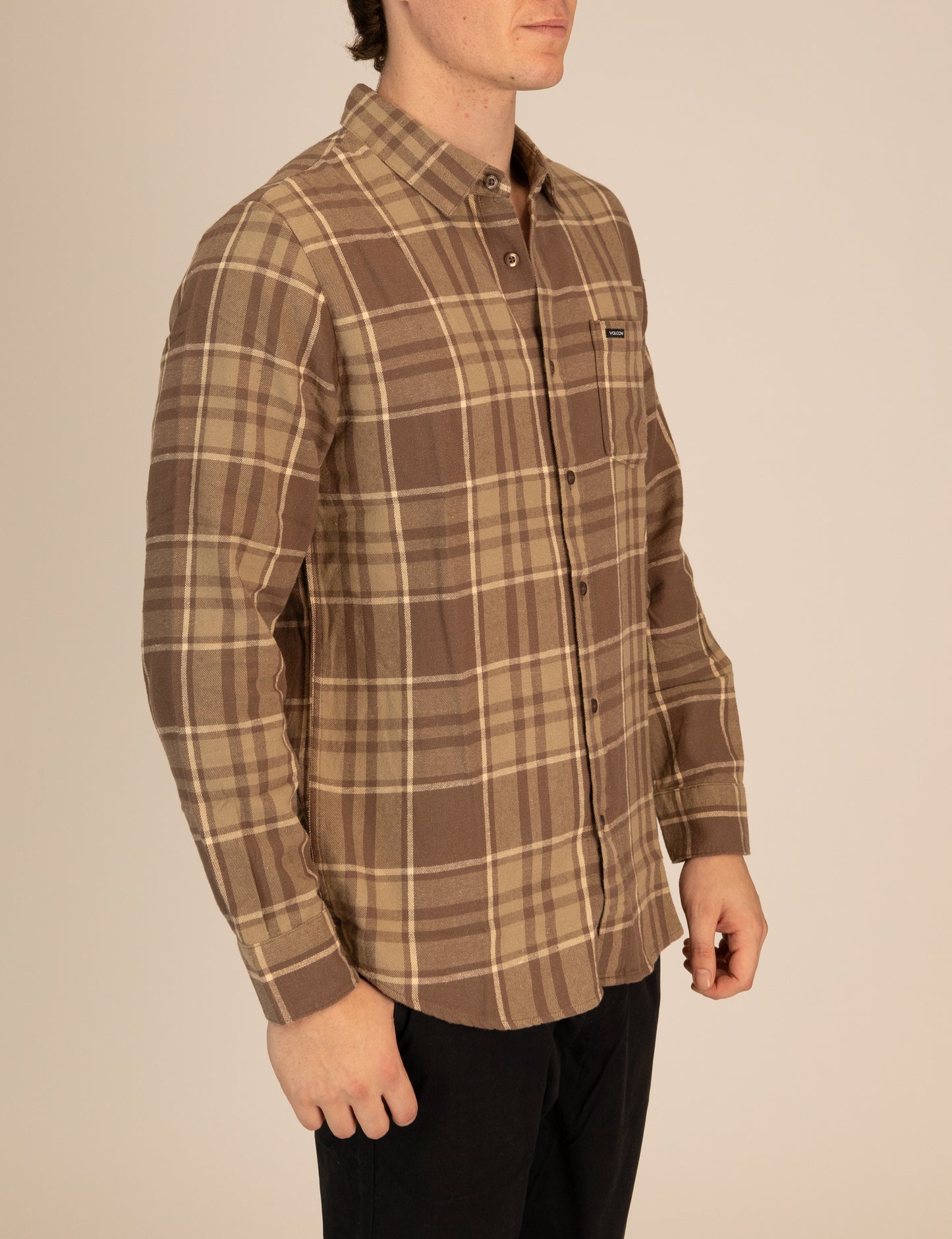 Leland Flannel Shirt in Mushroom