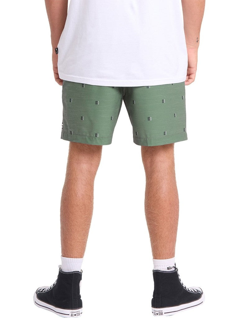 Crossfire Submersible 17" Hybrid Shorts in Laurel Wreath