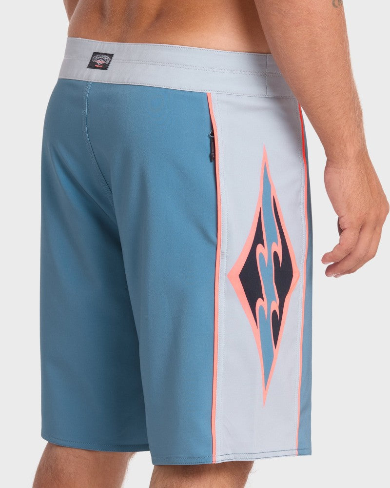 New Wave Pro Boardshort in China Blue