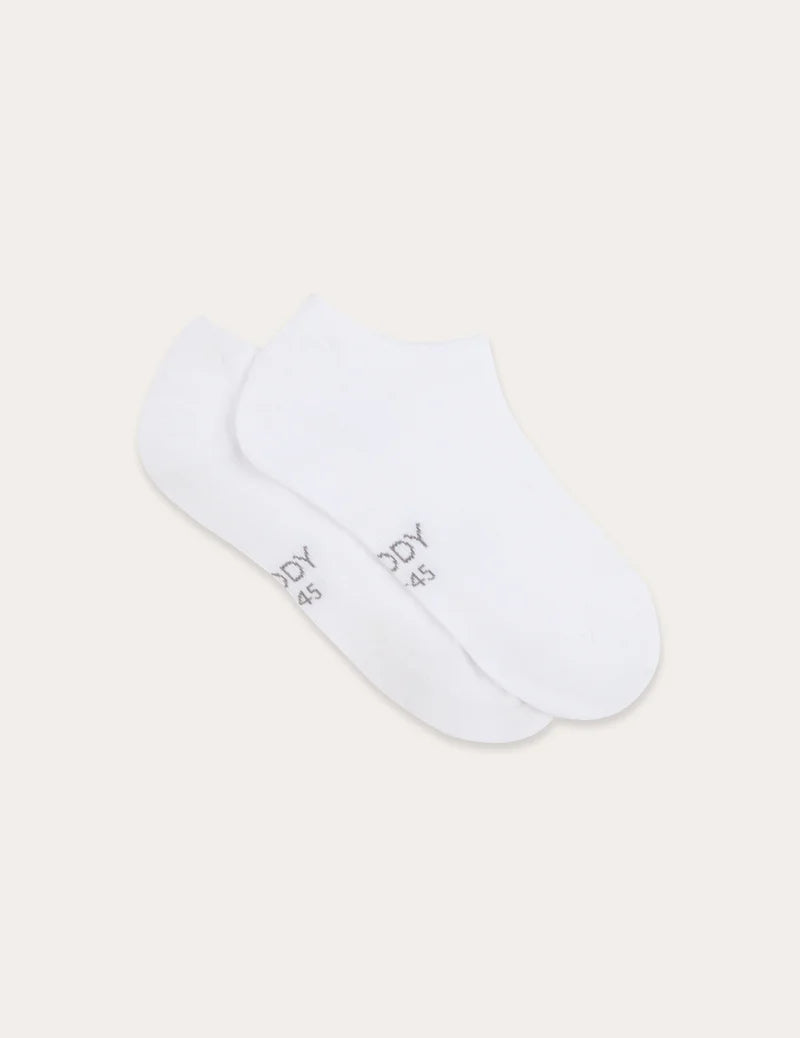 Everyday No Show Socks in White