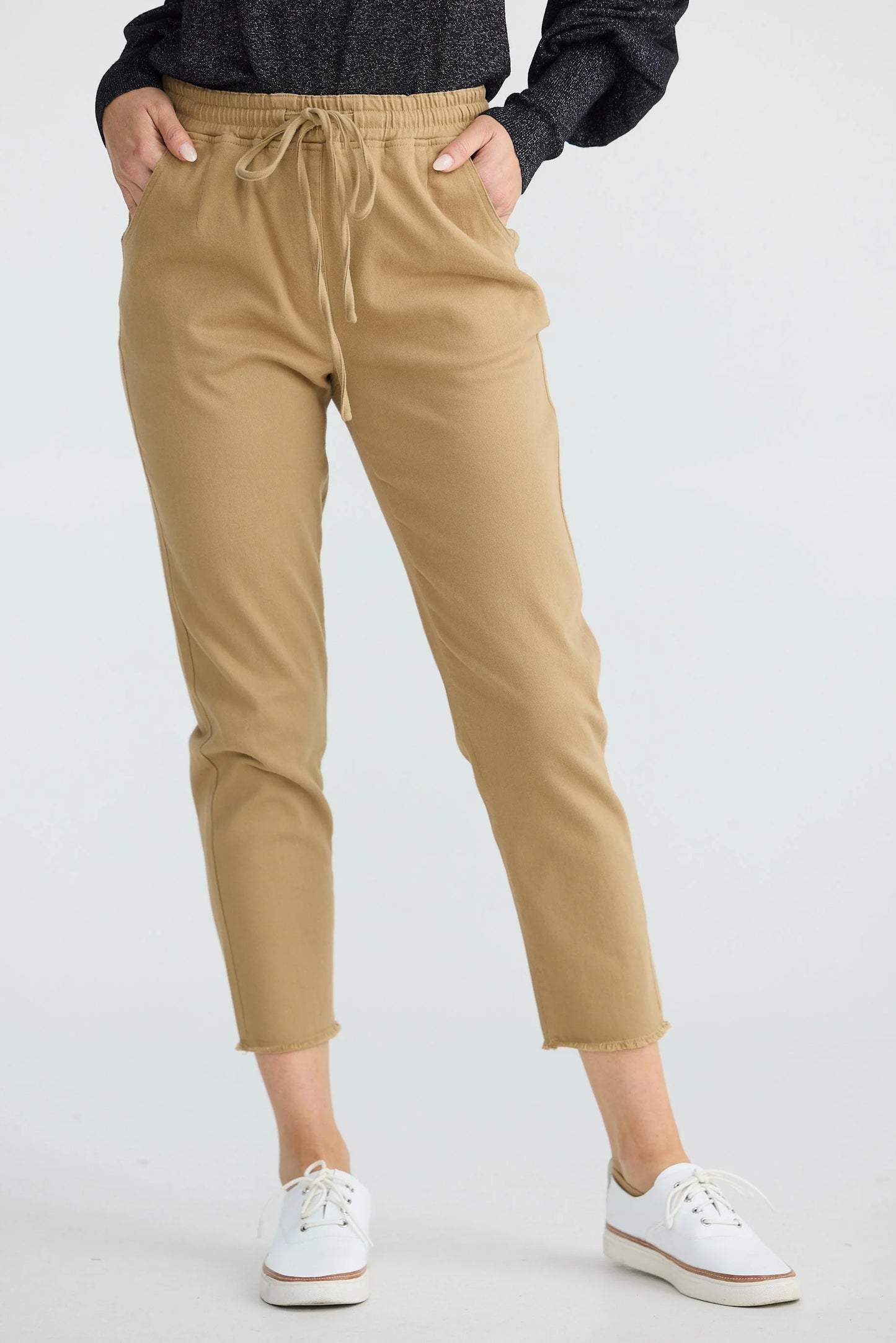 Wayfarer Pant in Taupe