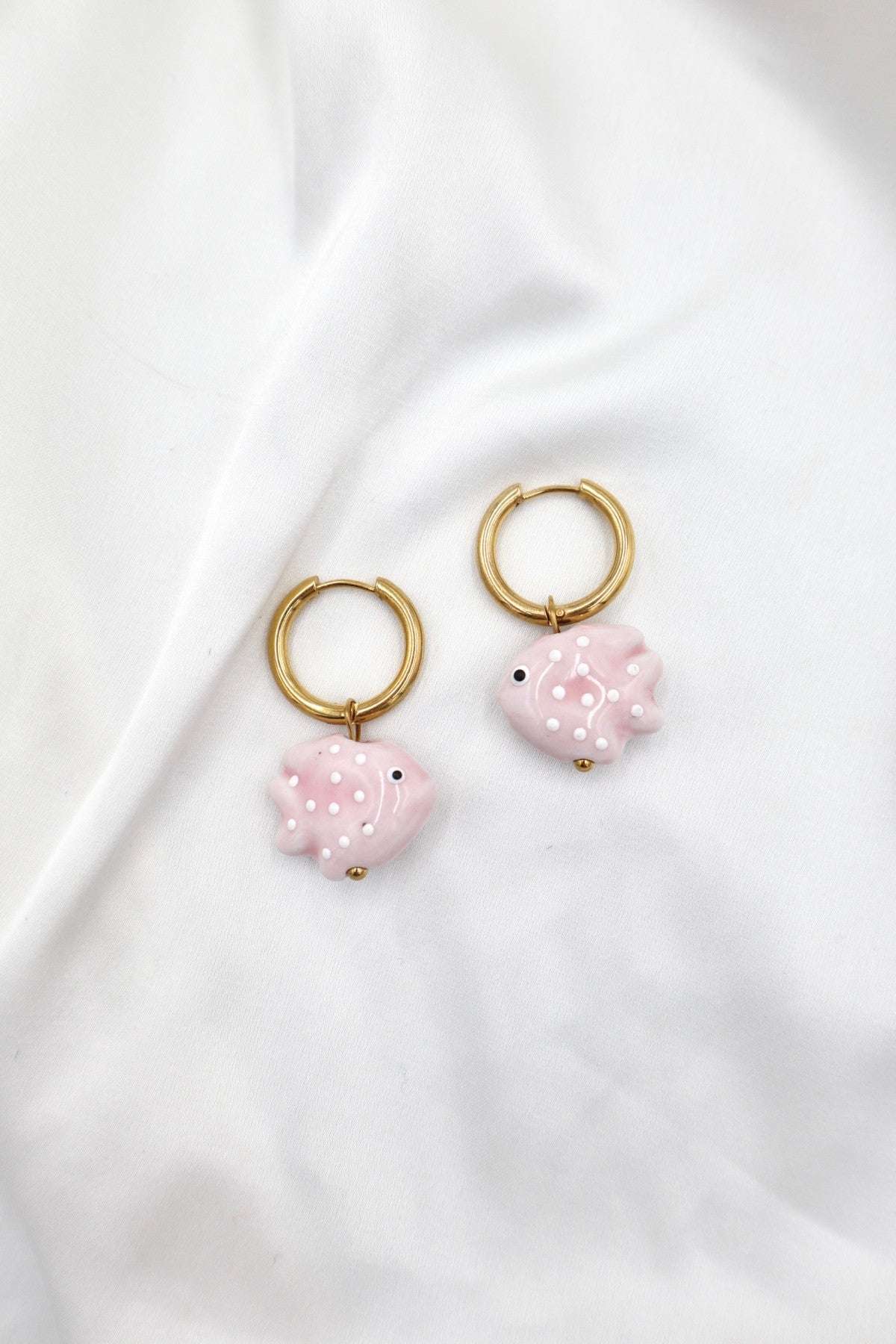 Bairro Alto Charm Hoops in Pink Fish