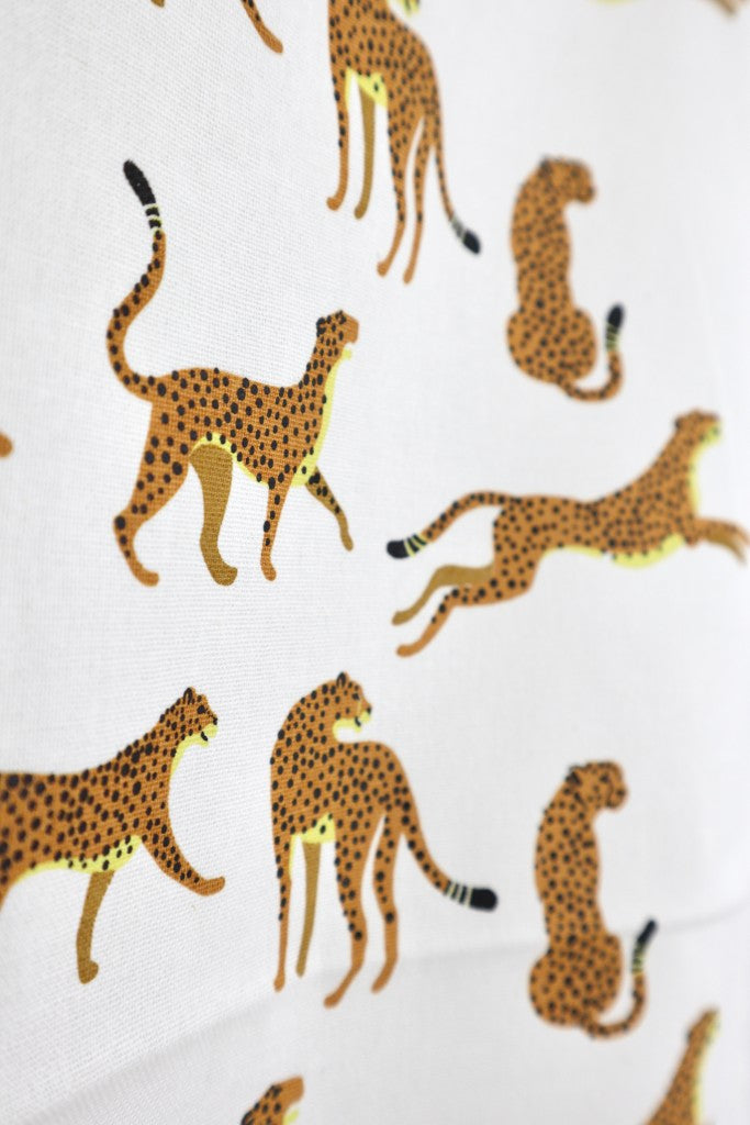 Printed Cotton Tea Towel in Cheetah / White