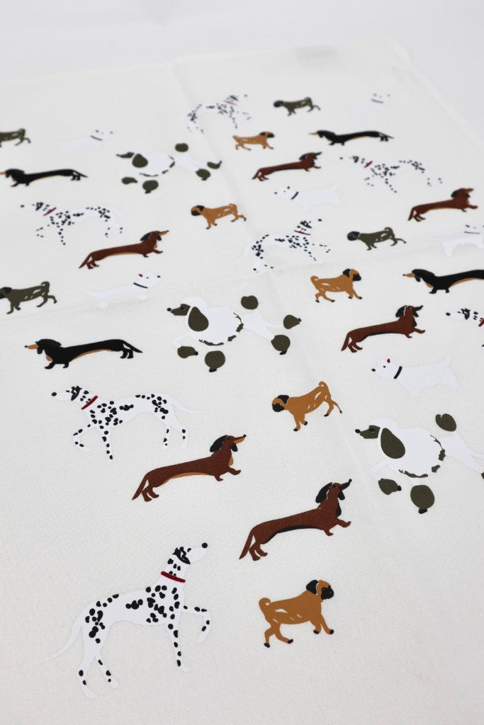 Printed Cotton Tea Towel in Dogs / White