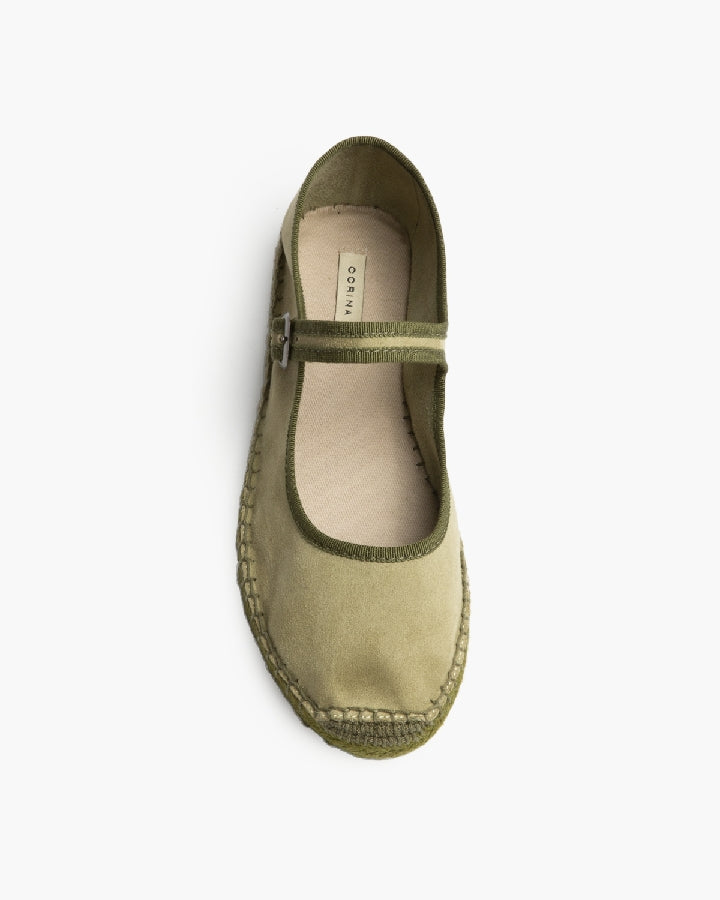 Mary Jane Velvet Flats in Verde