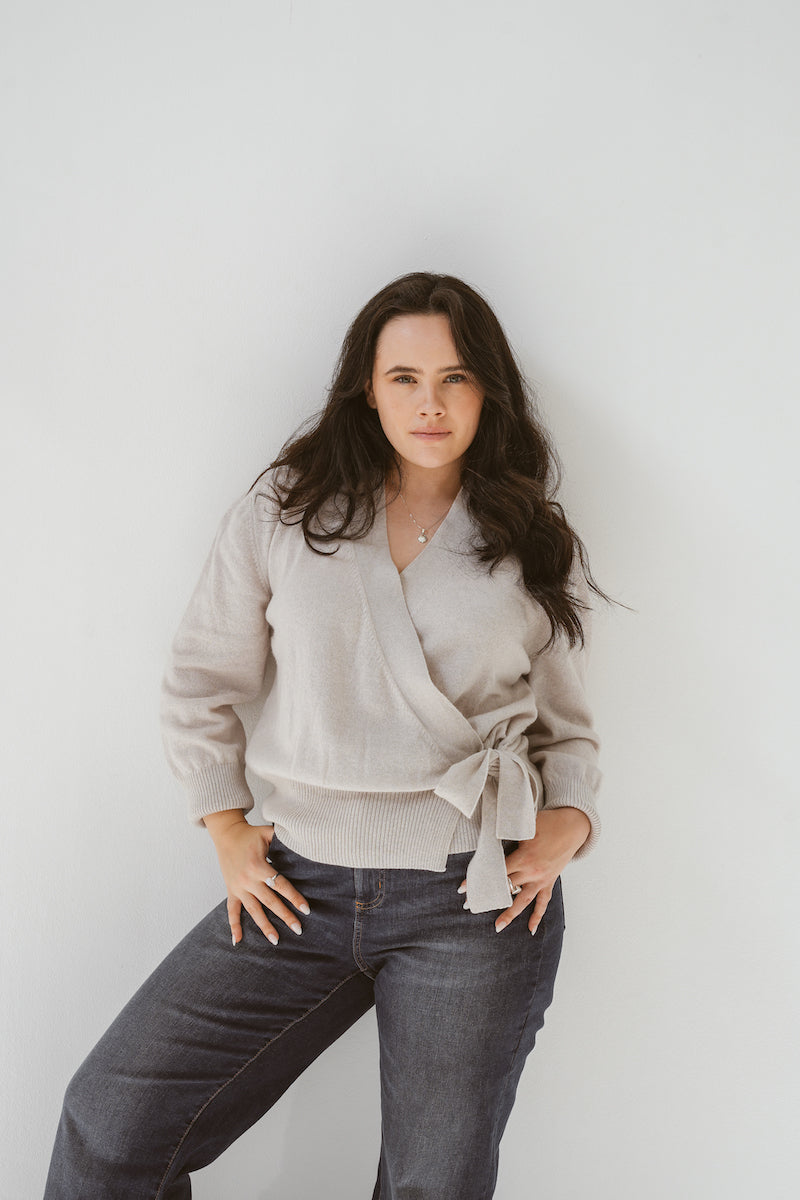 Pure Cashmere Wrap Cardigan in Albatross