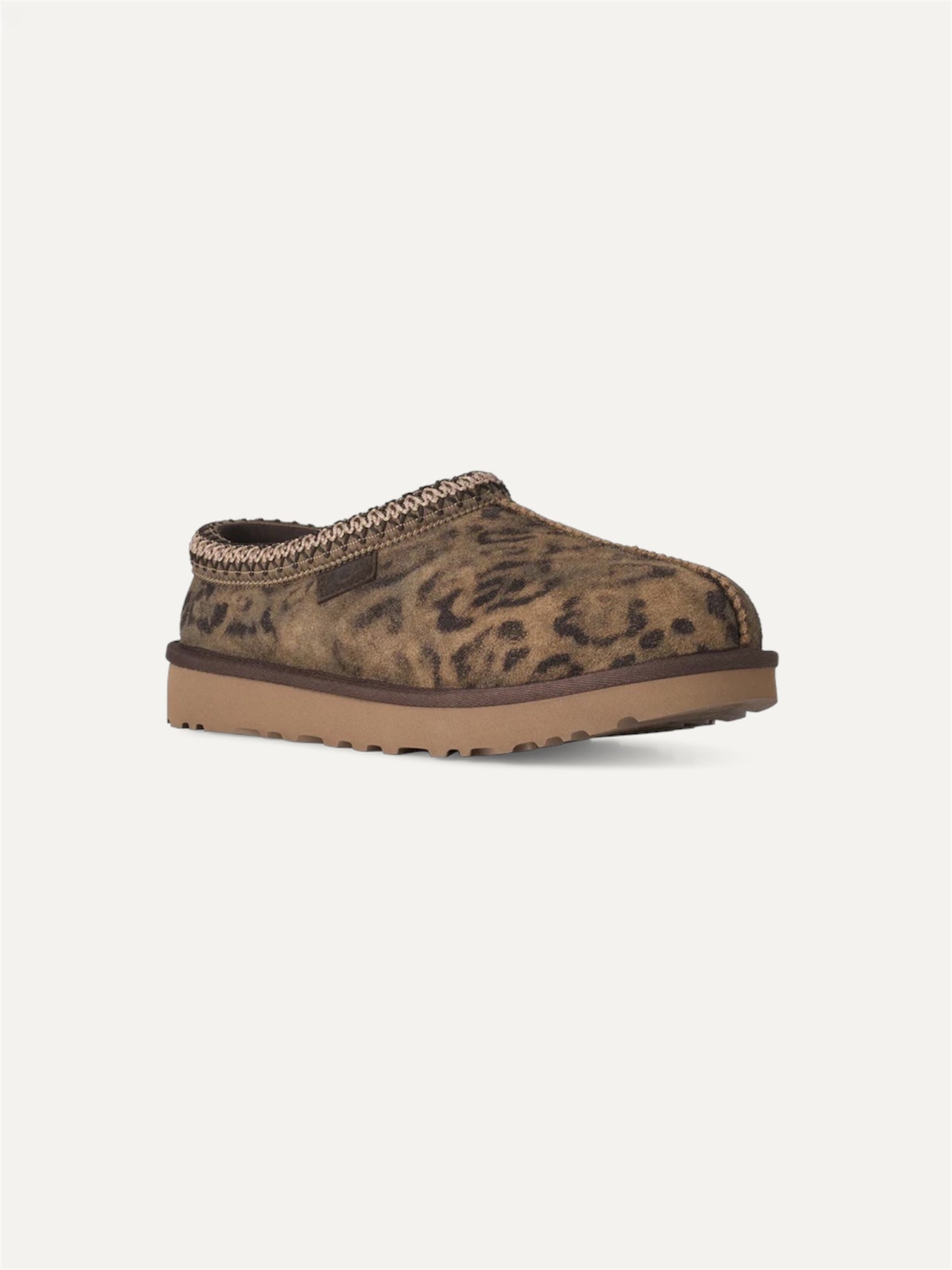 Tasman in Spotted Chestnut