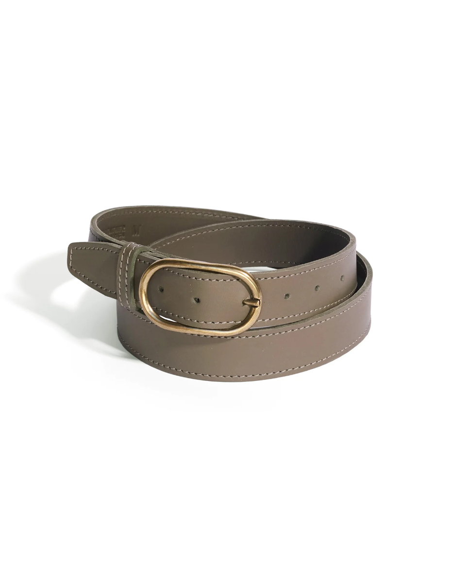 Oval Big Sis Leather Minimalist Belt