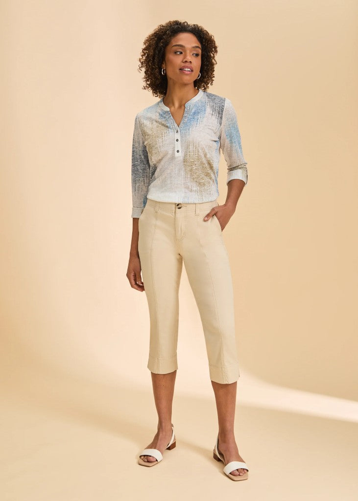 Christina Lightweight Twill Pintuck Capri in Sand