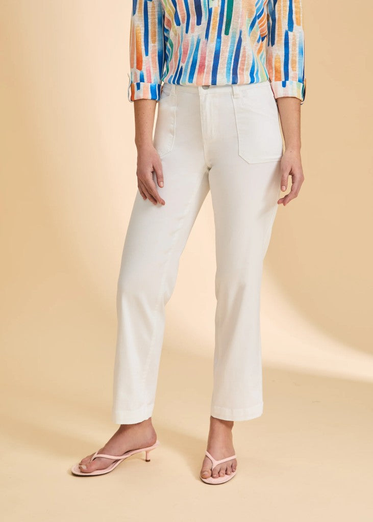 Olivia Twill Straight Ankle Jeans in White