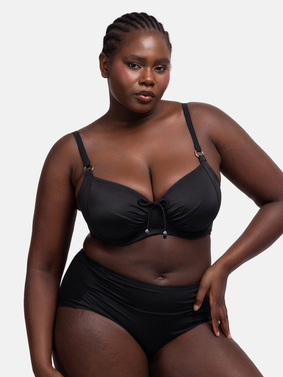 Fiji Underwire D/DD Bikini Top in Black