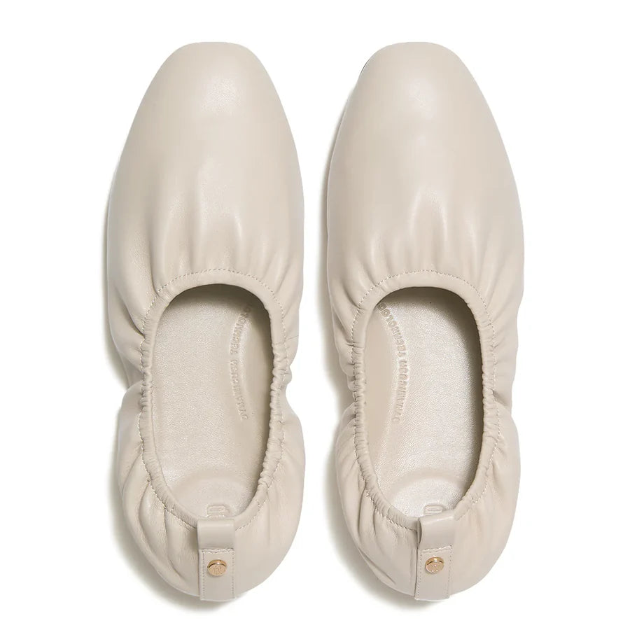 Delicato High Ballerina Shoe in Hazy Taupe