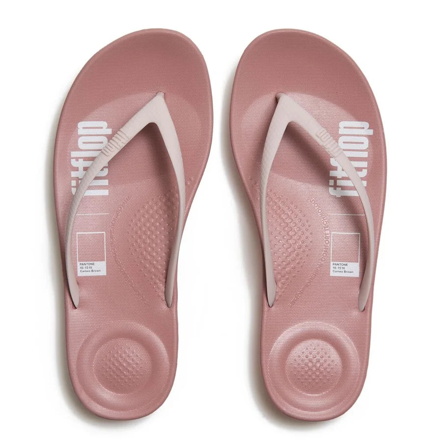 iQushion x Pantone Flops in Cameo Brown