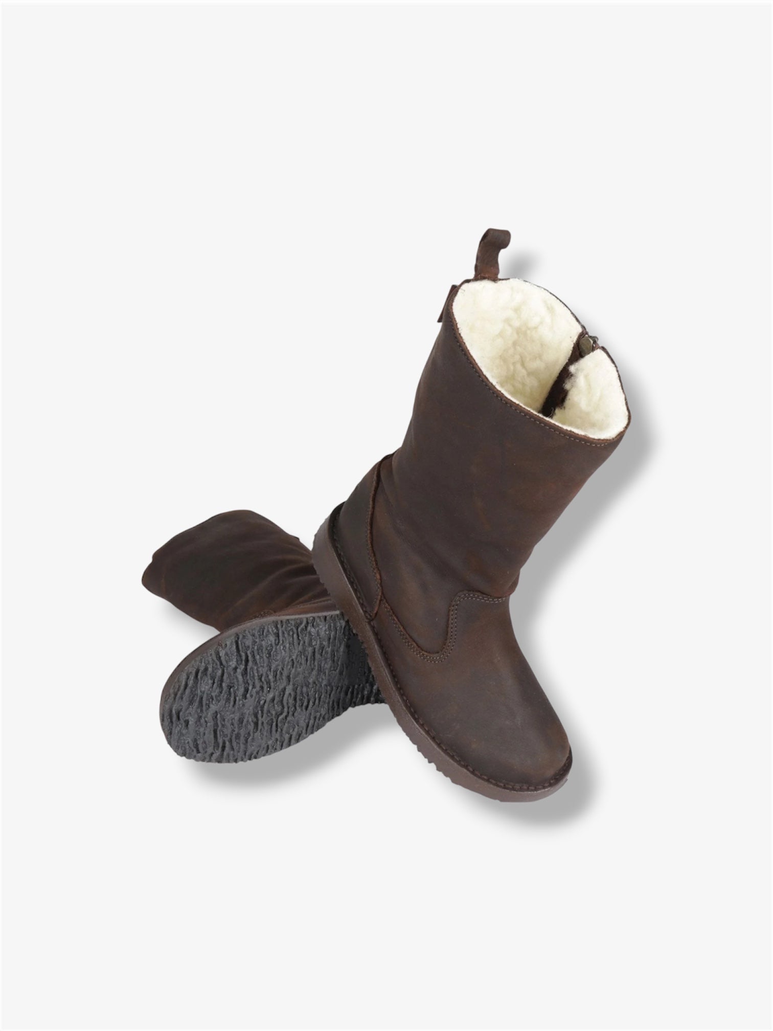 Sutherland Wool Lined Leather Boot in Milled Waxy Brown