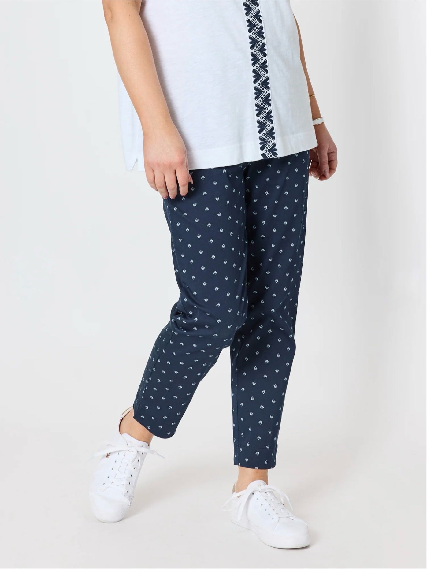 Tropez Print Pants in Navy / White