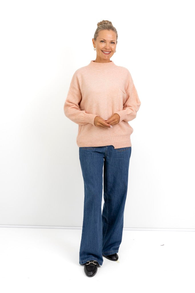 Hollister Box Knit With Pocket in Blush