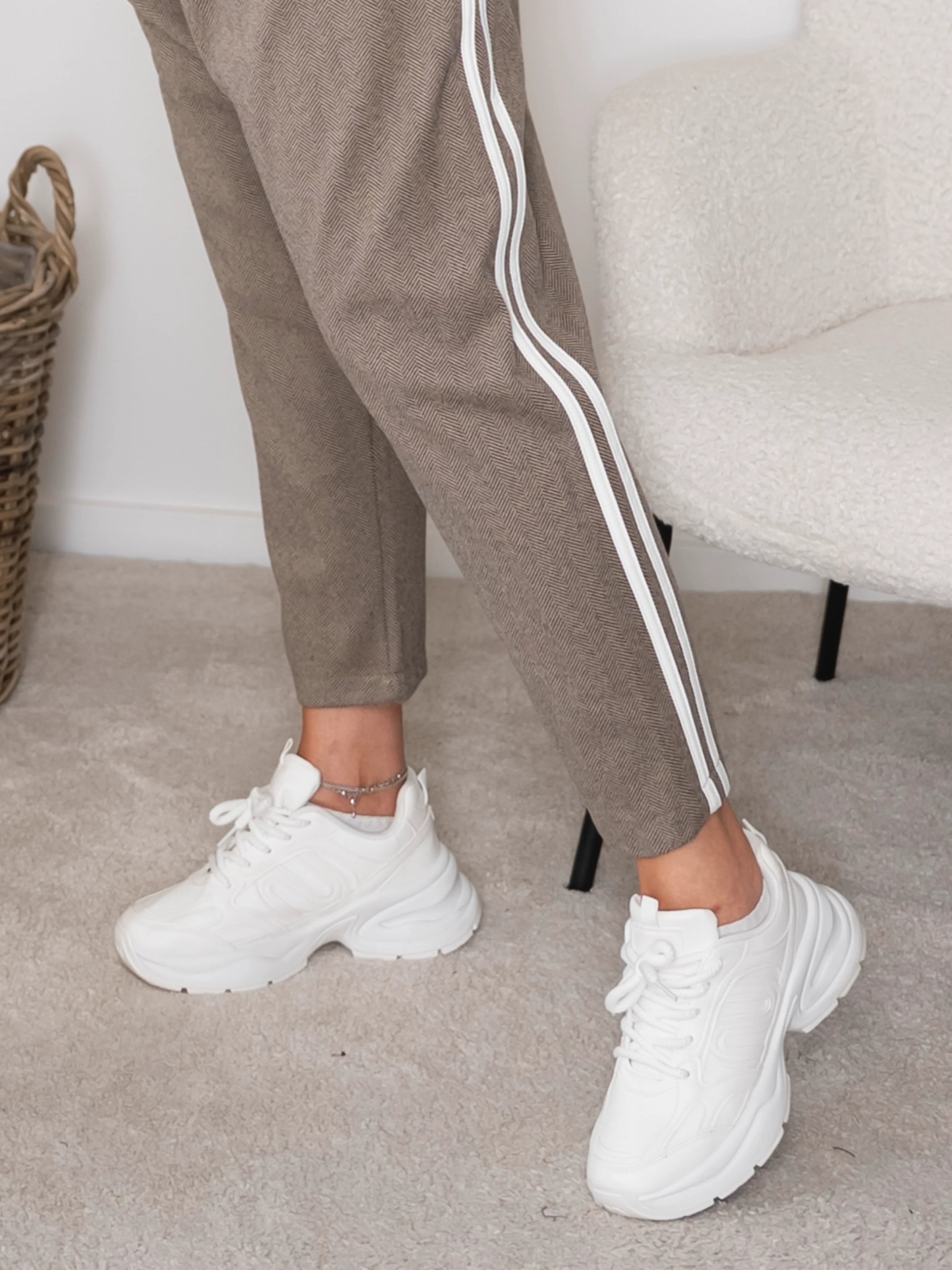 Ember Pants in Brown