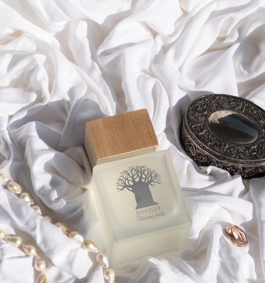 Wooden Top Diffuser in Blushing Bride