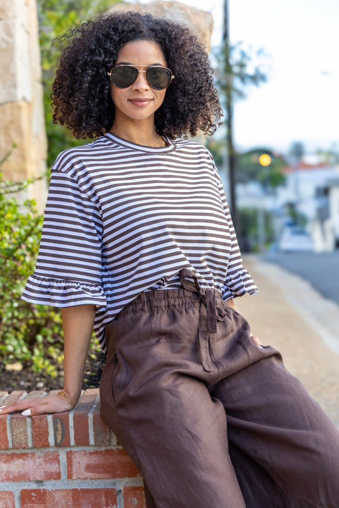 Harper Tee in Chocolate / White