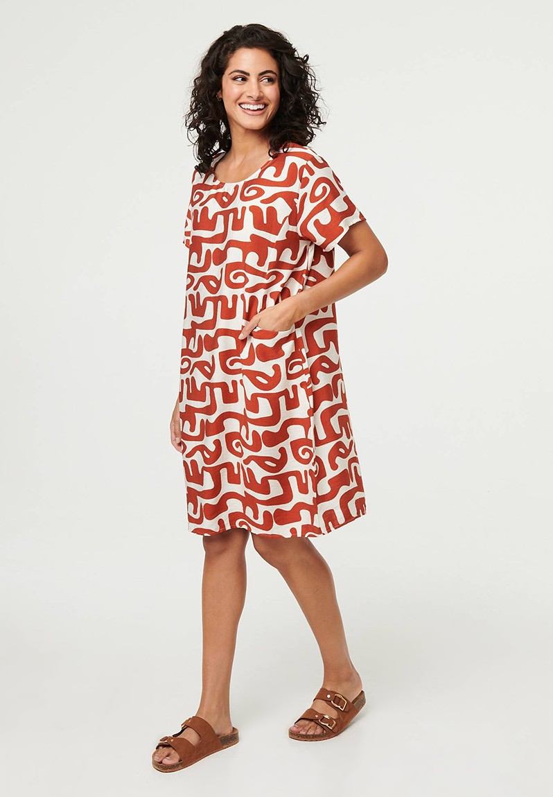 Short Sleeve Printed Dress with Pocket in Rust
