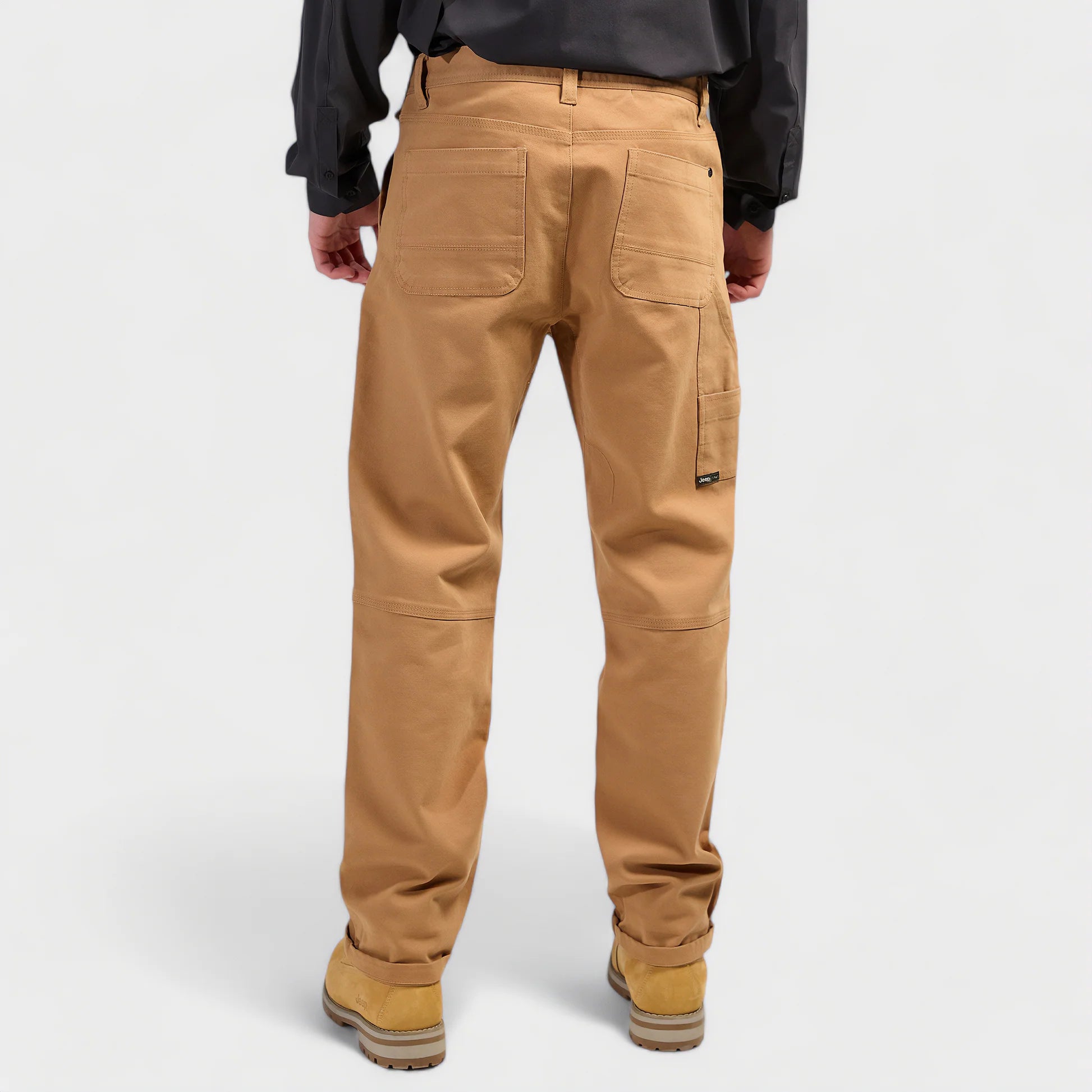Worker Pants in Brown