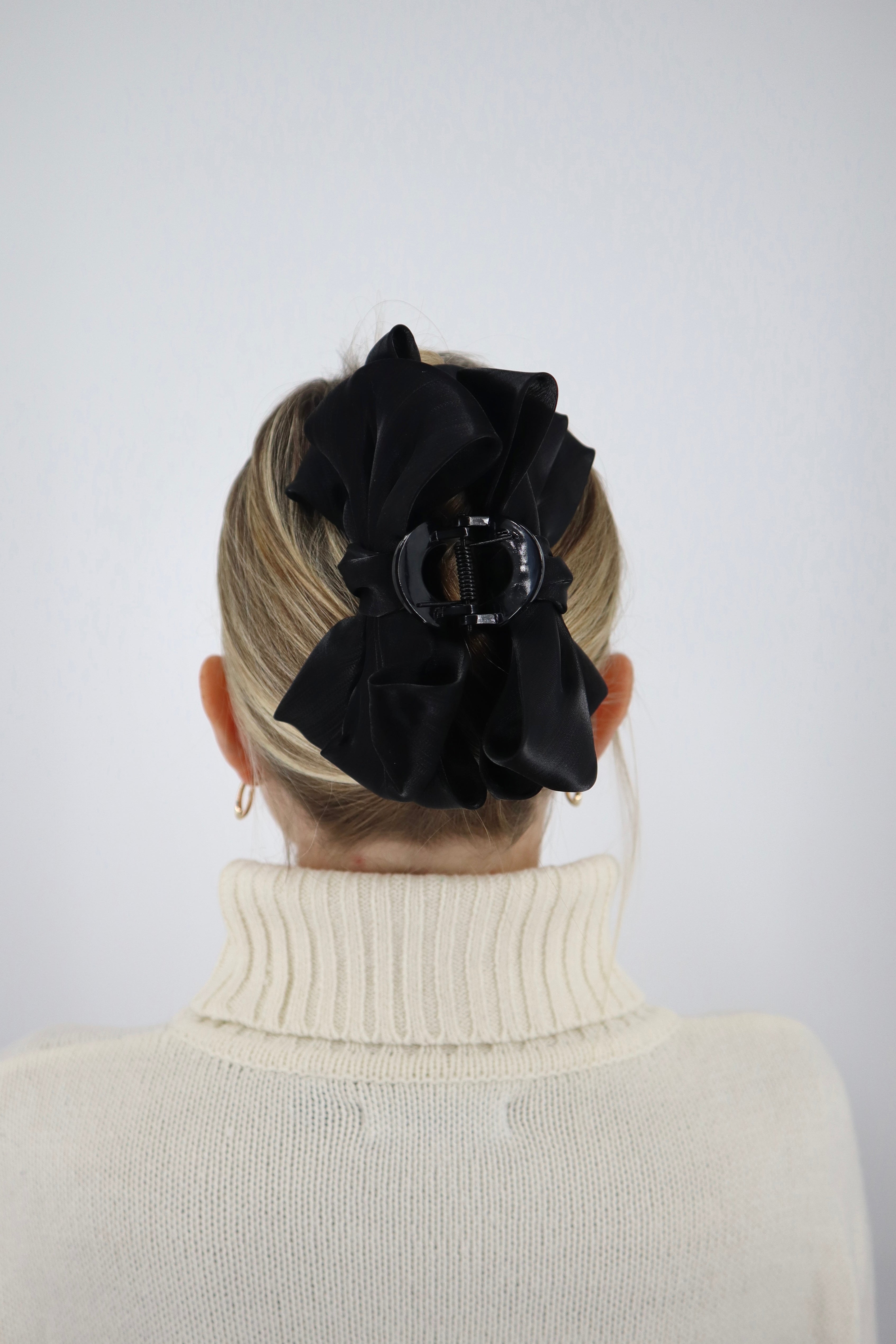 Bow-Tique Black Bow Clamp