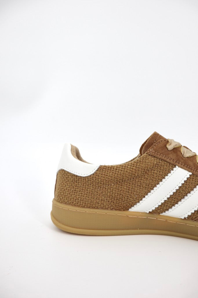 Shiloh Sneaker in Brown Weave