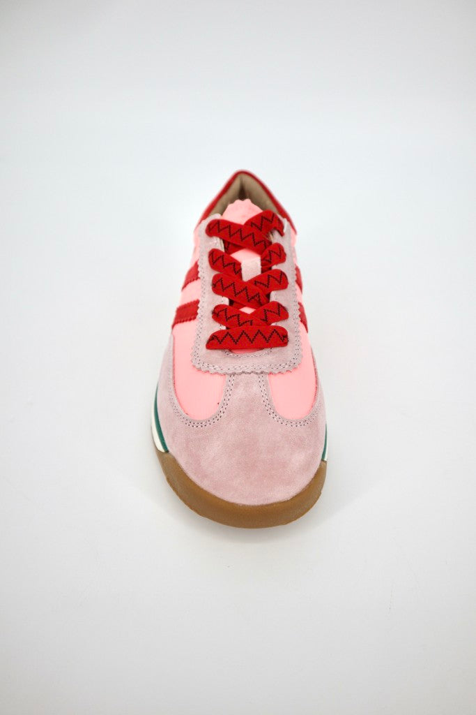 Astrid Sneaker in Dash Coral