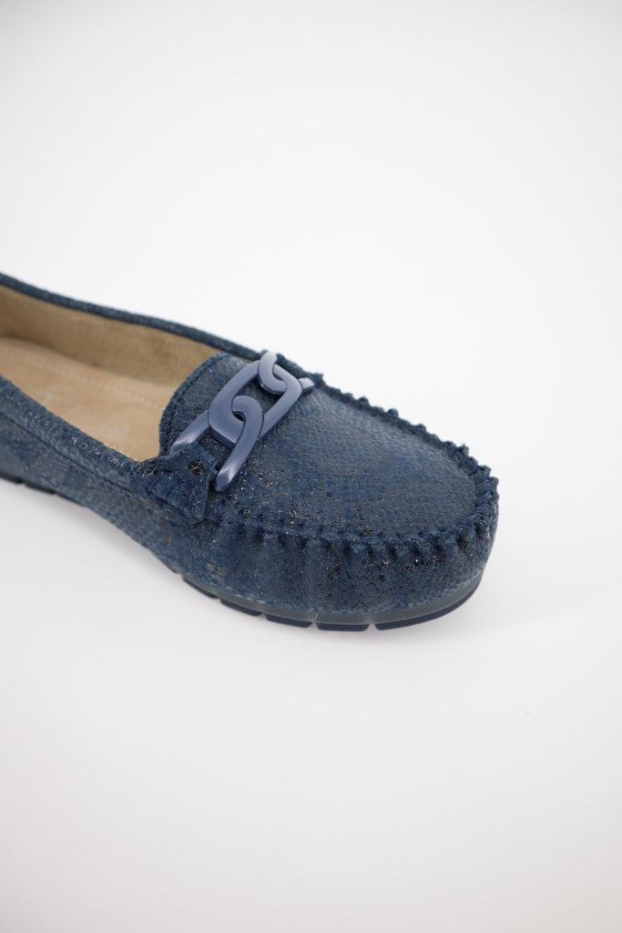 Liddy Loafer in Navy Snake