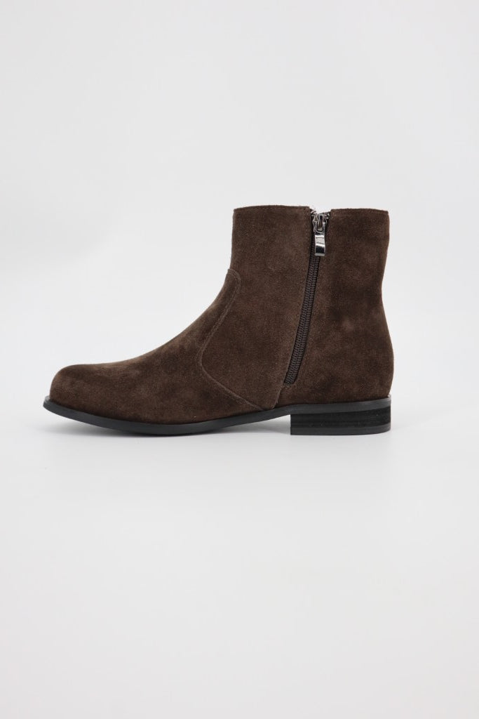 Milano Ankle Boot in Chestnut
