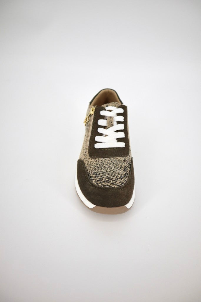 Nina Sneaker in Beige Snake
