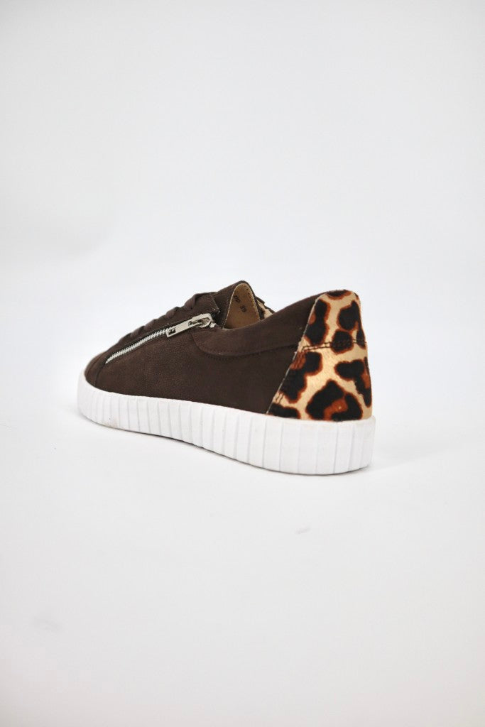 Valentina Zip Slip On in Hazelnut / Leopard