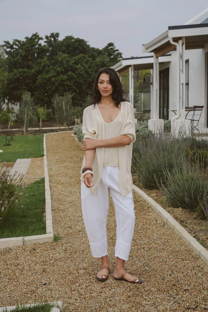 Cove Cotton Barrel Pants in White
