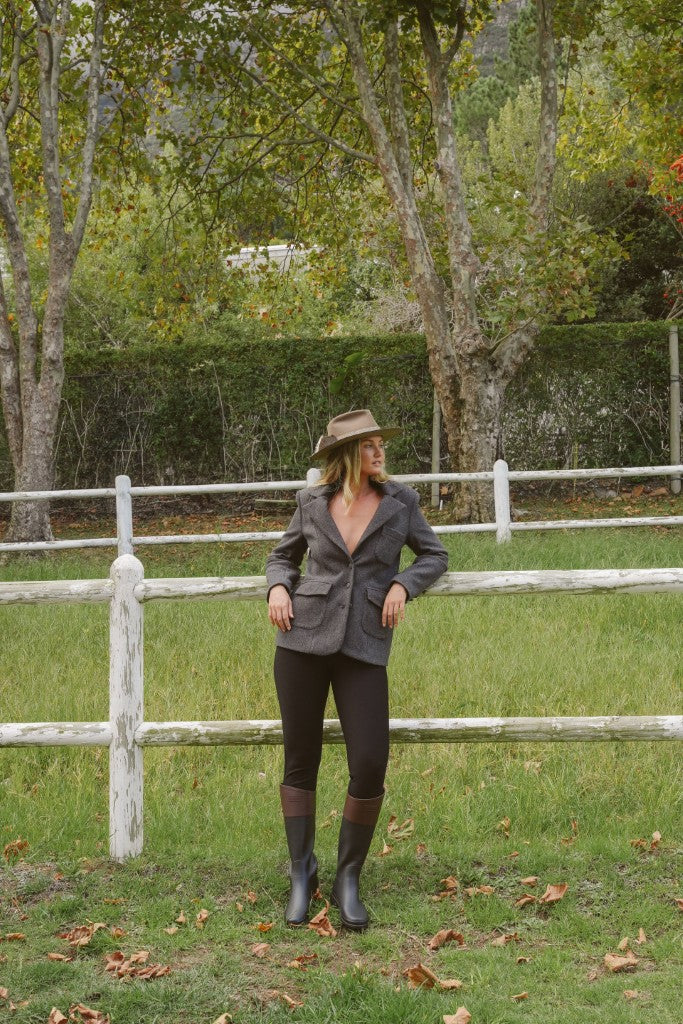 Ronnie Ponte Zip-Up Leggings in Black