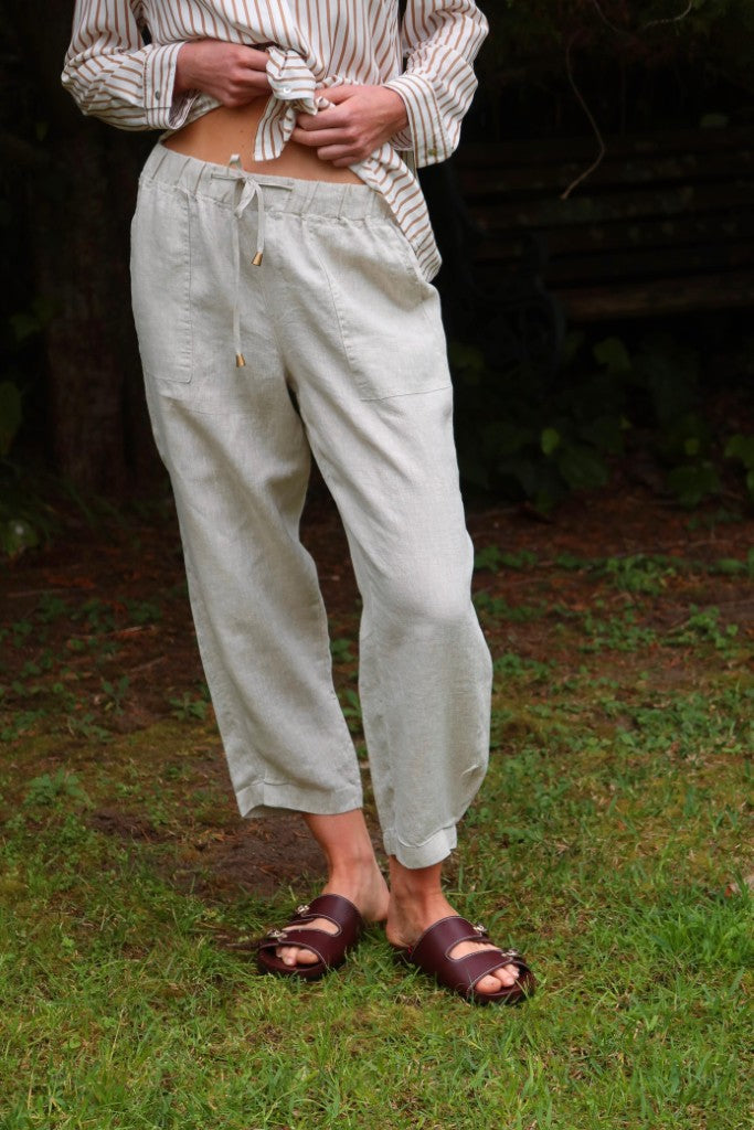 Barrel Leg Pant in Natural
