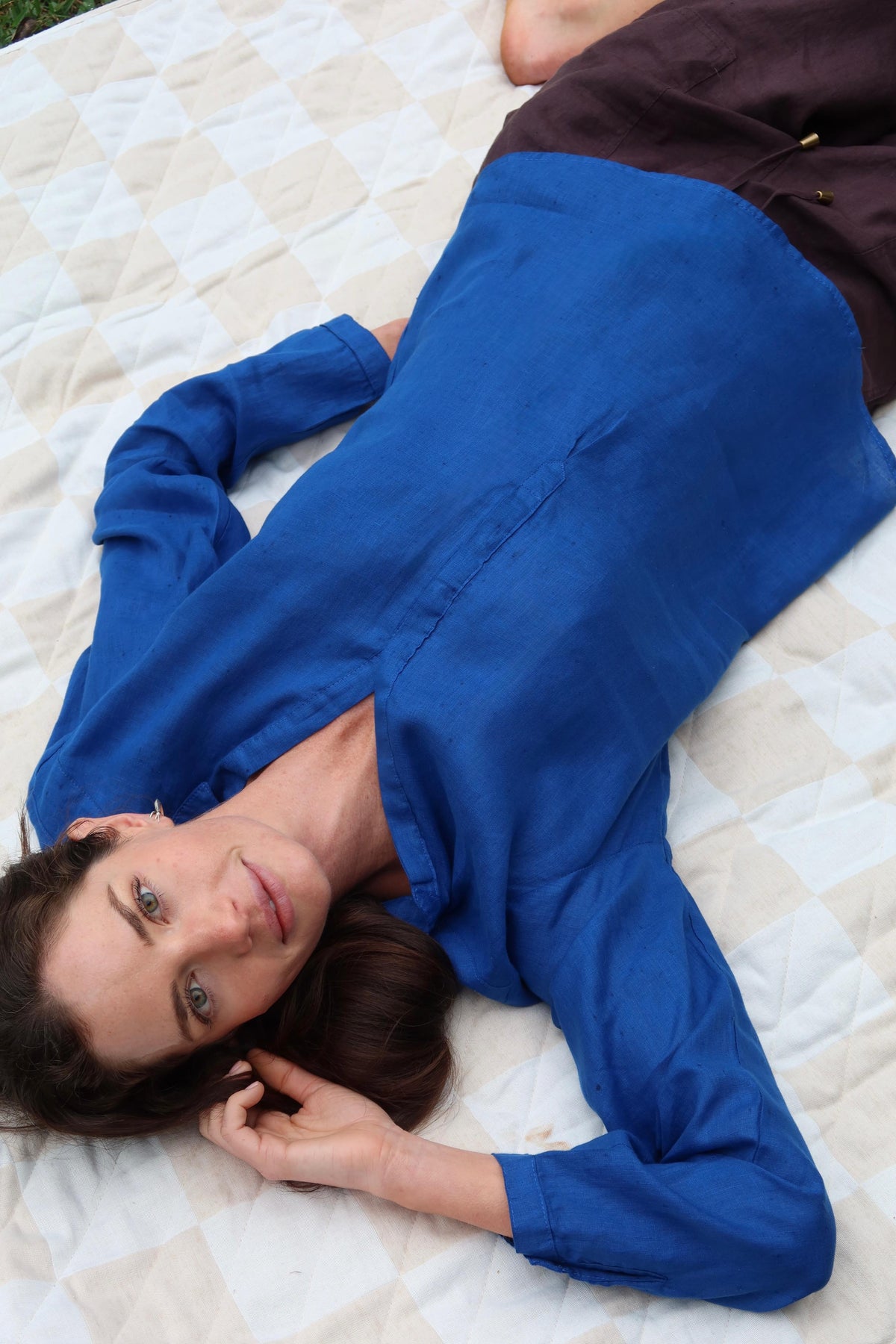Linen Tab Shirt in Royal