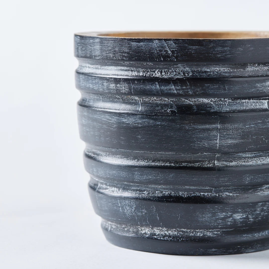 Vanilla Scented Soy Wax Mango Wood Candle in Stone Wash