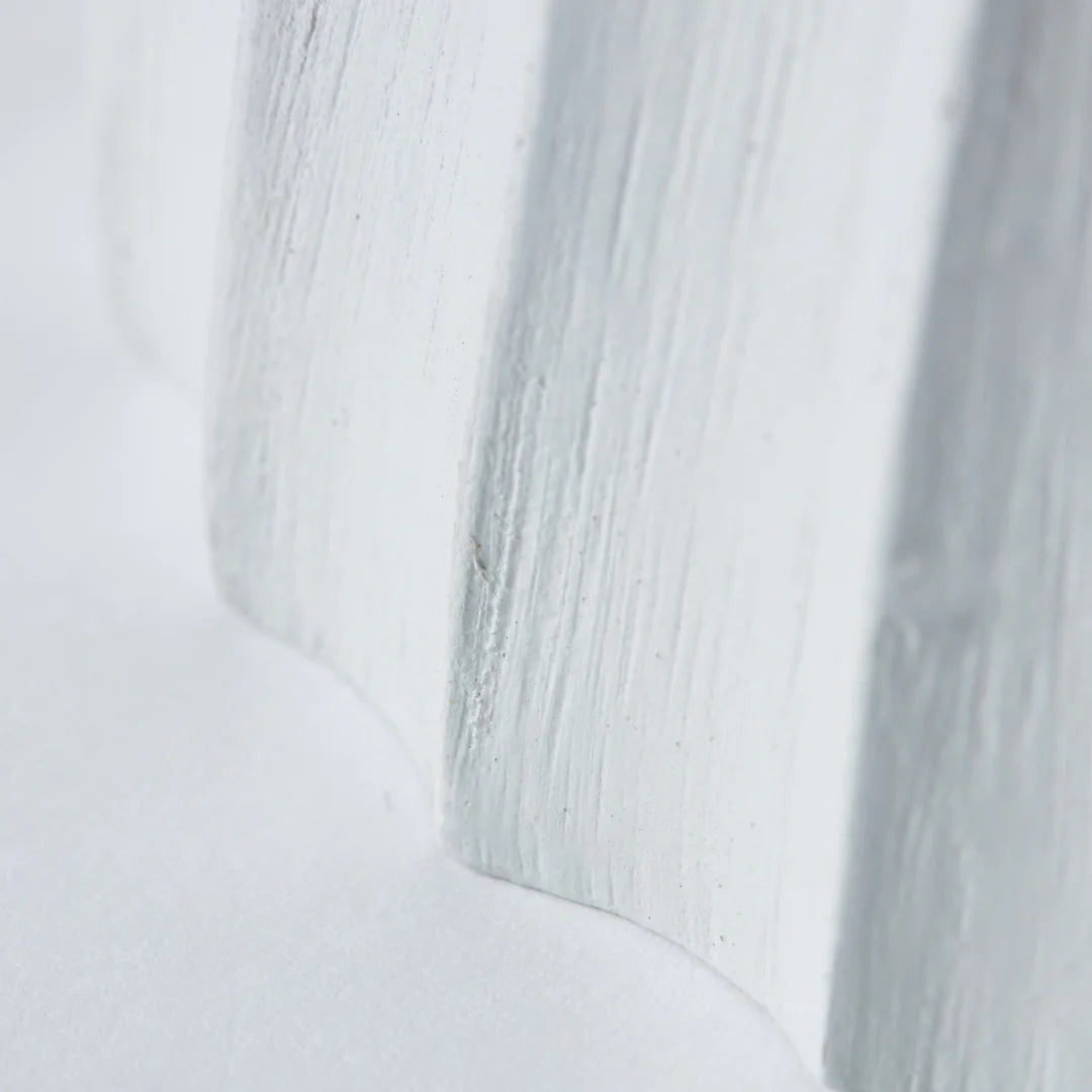 Vanilla Scented Soy Wax Mango Wood Candle in White