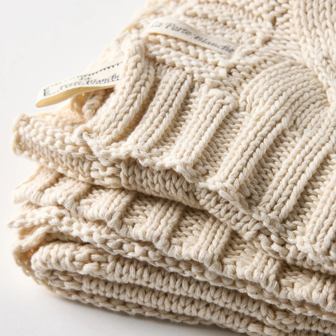 Cable Knit Cotton Throw in Natural