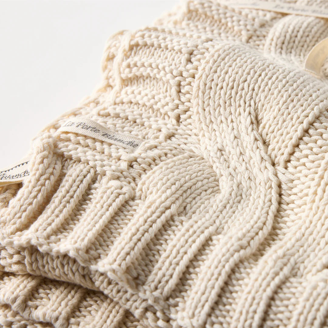 Cable Knit Cotton Throw in Natural