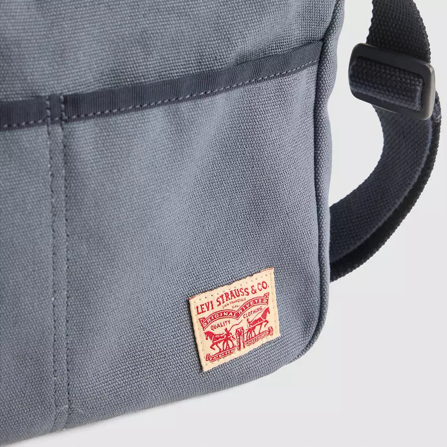 Emory Crossbody Bag in Navy Blue