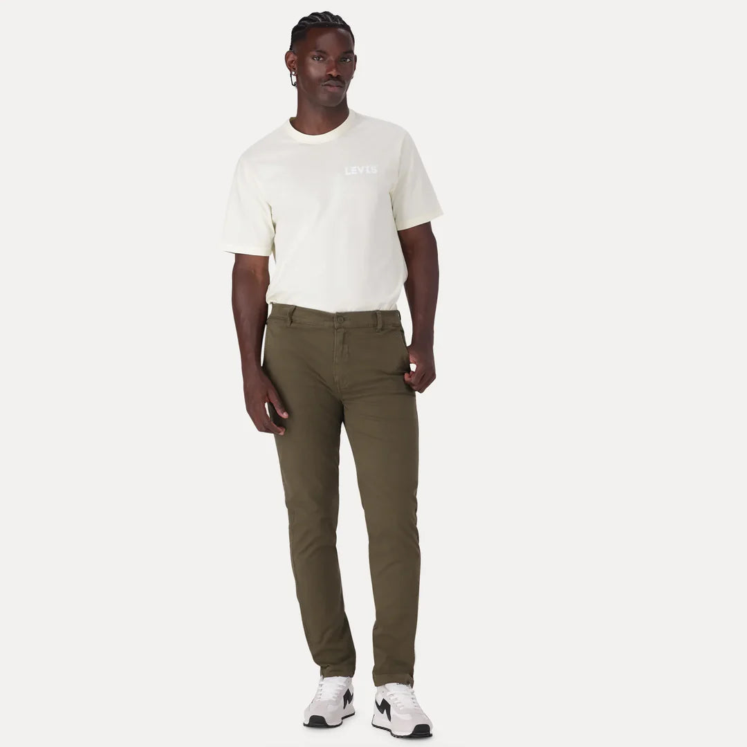 XX Chino Standard Taper in Olive Night