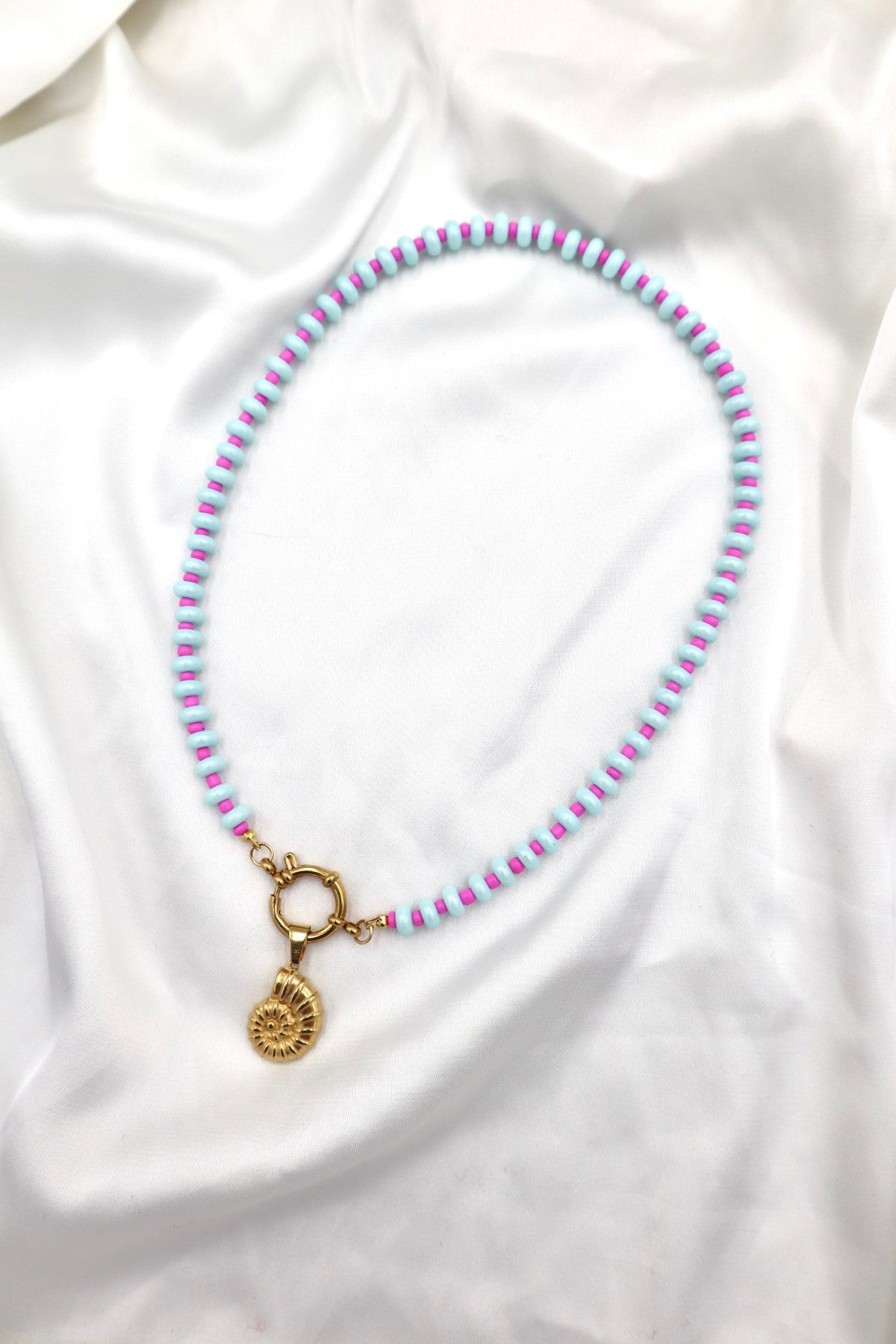 Lisboa Two Tone Charm Necklace in Blue / Hot Pink / Shell